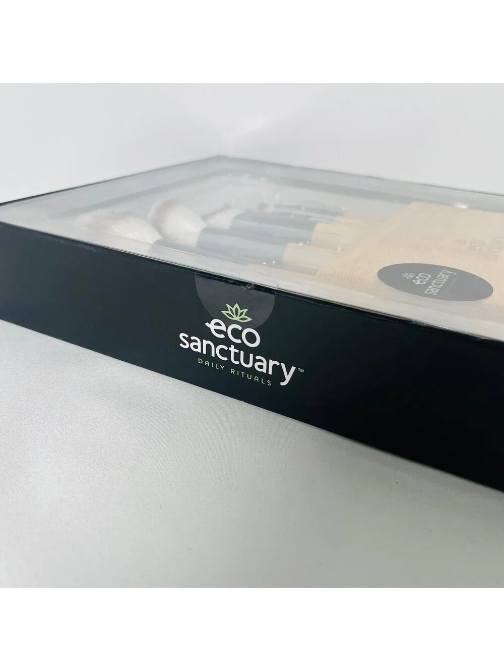 Eco Sanctuary 6 Pc Makeup Brush Set with Bamboo Handles & Wooden Stand New Box